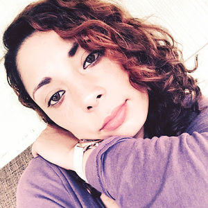 Meet your Posher, Claudia